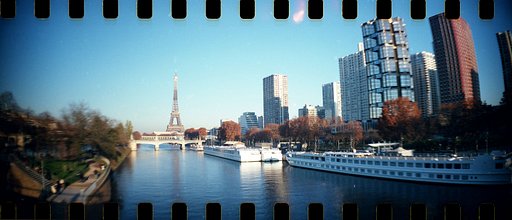 How to scan sprocket holes and film borders?