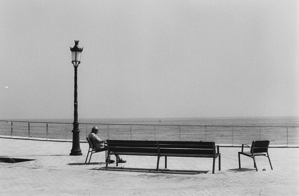 "HipHoesía" & Film Photography: A Conversation with Artist Samir Gallego