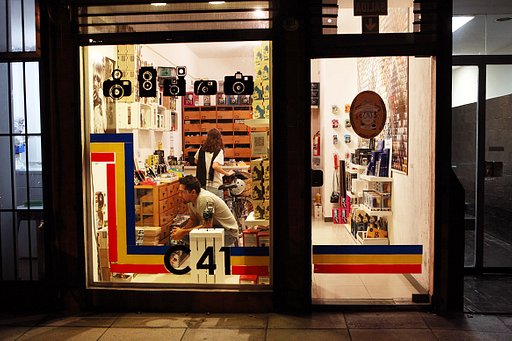 Lomography Partners: Lomography Embassy Store Buenos Aires