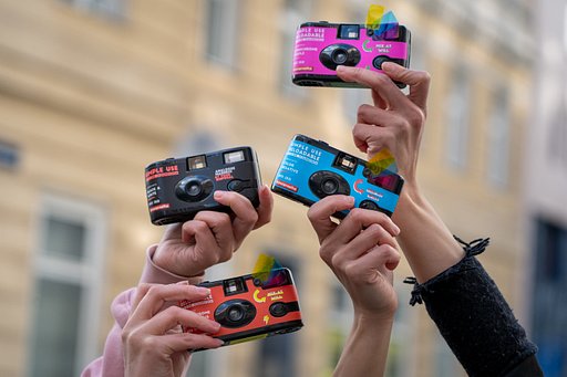 Get that authentic 80s disposable camera aesthetic