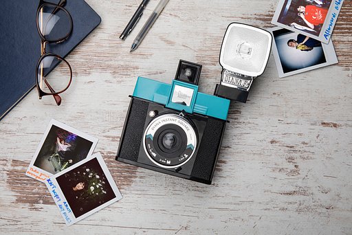 Diana Instant Square