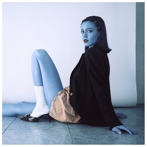 Marie Gardez Tests the Petzval 80.5 Art Lens and LomoChrome Films