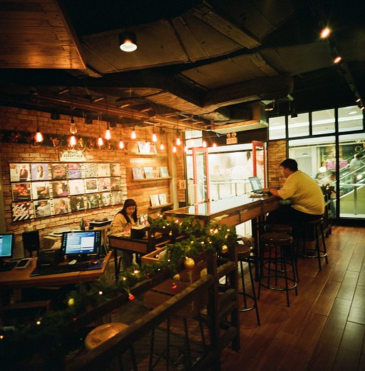 Lomography Partners: Satchmi of Manila, Philippines