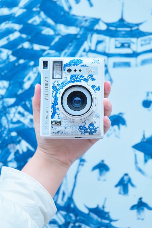 Opbeni X Lomography: Instant Photography Meets Chinese Porcelain